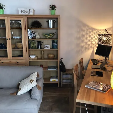 Apartment Charming House In Downtown *