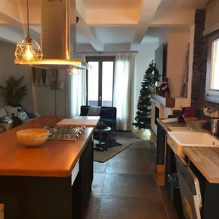 Charming House In Downtown Apartment El Port De La Selva