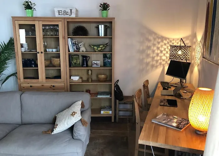 Daire Charming House In Downtown *