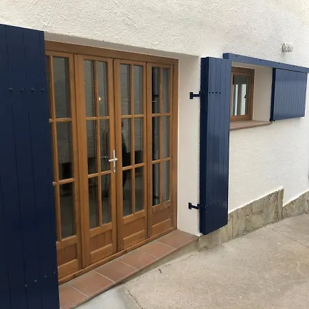 Charming House In Downtown El Port De La Selva
